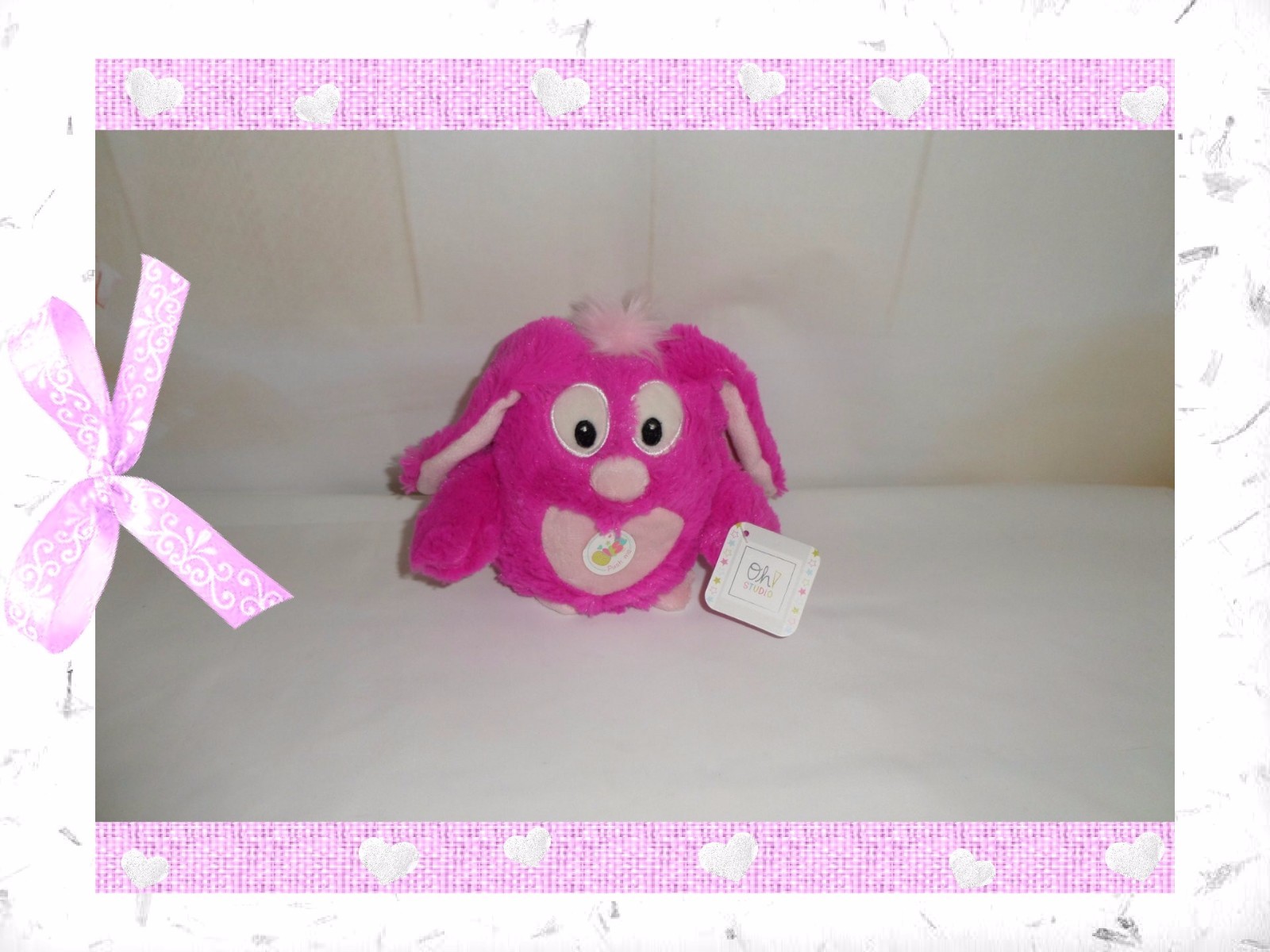 Lapin fuchsia doudou peluche Oh Studio pour apaiser les poussées dentaires
