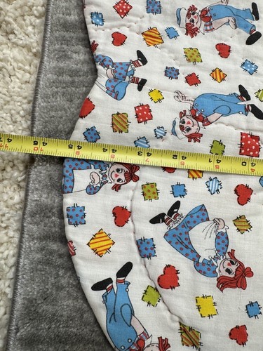 Raggedy Ann & Andy Christmas Fabric Vintage Elephant Blanket 45x38in - Picture 9 of 9