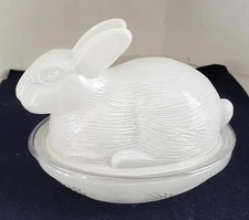 Easter Glass Bunny Container White Covered Candy Dish Target Bullseye 4" x 4.5"