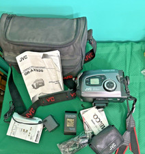 JVC Compact VHS-C Camcorder Camera GR-AX920  Bag/Batteries - For Parts Only, Un