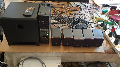 Yamaha TSS-15 5.1 Channel Home Theater System with remote in good