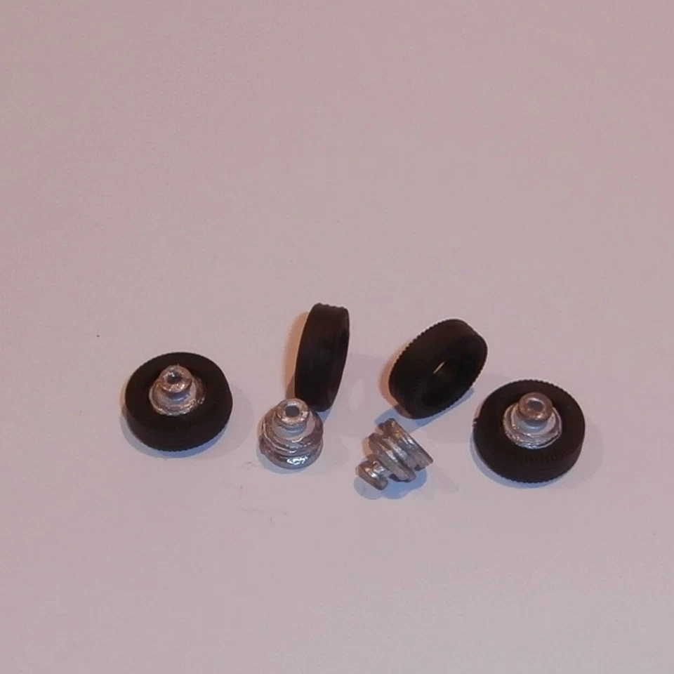 Corgi Toys  273 Rolls Royce Golden Jacks Set of 4 Wheels - Image 2 of 4