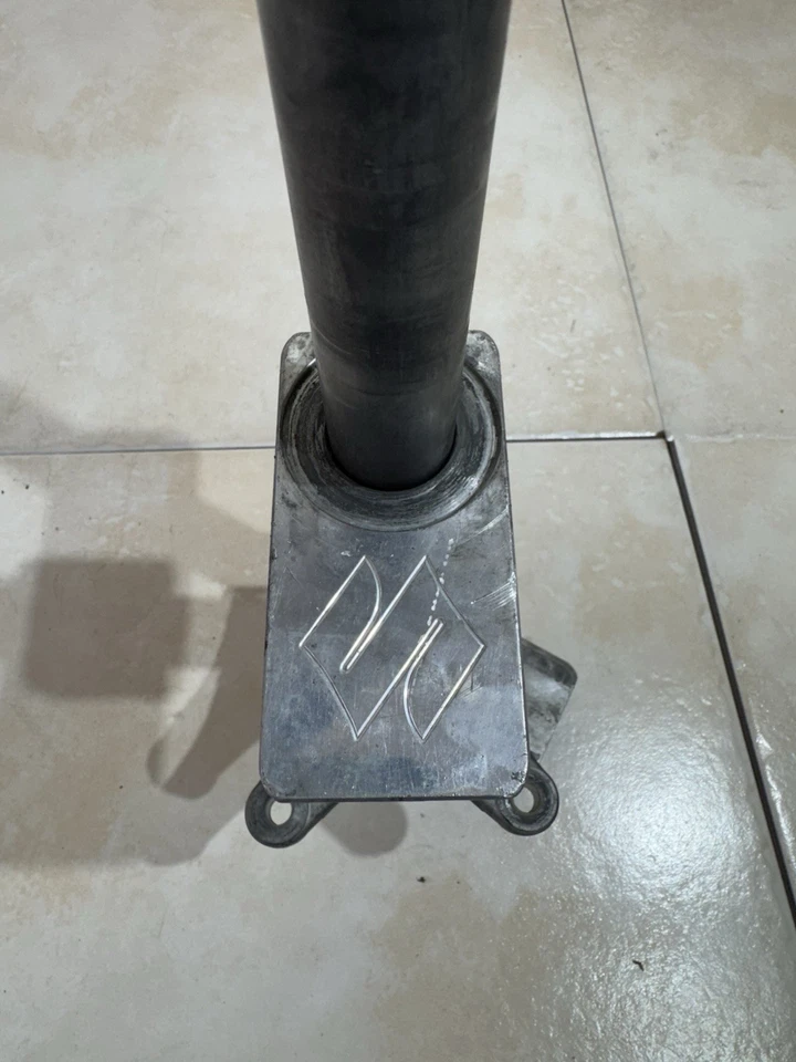 2001-2003 Suzuki GSXR600 GSXR 600 Rear Wheel Axle Tube Bolt - Image 3 of 4