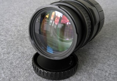 SIGMA APO AF Zoom Objektiv 70-300mm Macro 4-5.6 für Sony A-Mount / Minolta