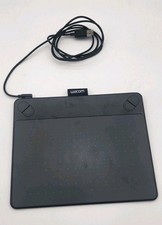 Wacom Black Small Intuos Touch Tablet CTH490K