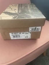 Veja Women's Casual Shoes, size 4