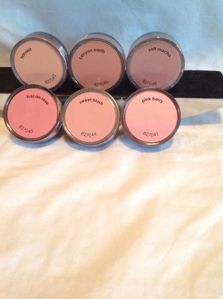  Rubor suelto Femme Couture efectos minerales 0,13 oz - TÚ ELIGES EL COLOR  Foto 3 de 4