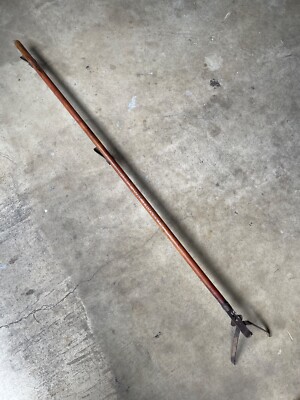 Antique 2 handle Wood Metal Reacher Claw Grabber Picker Primitive