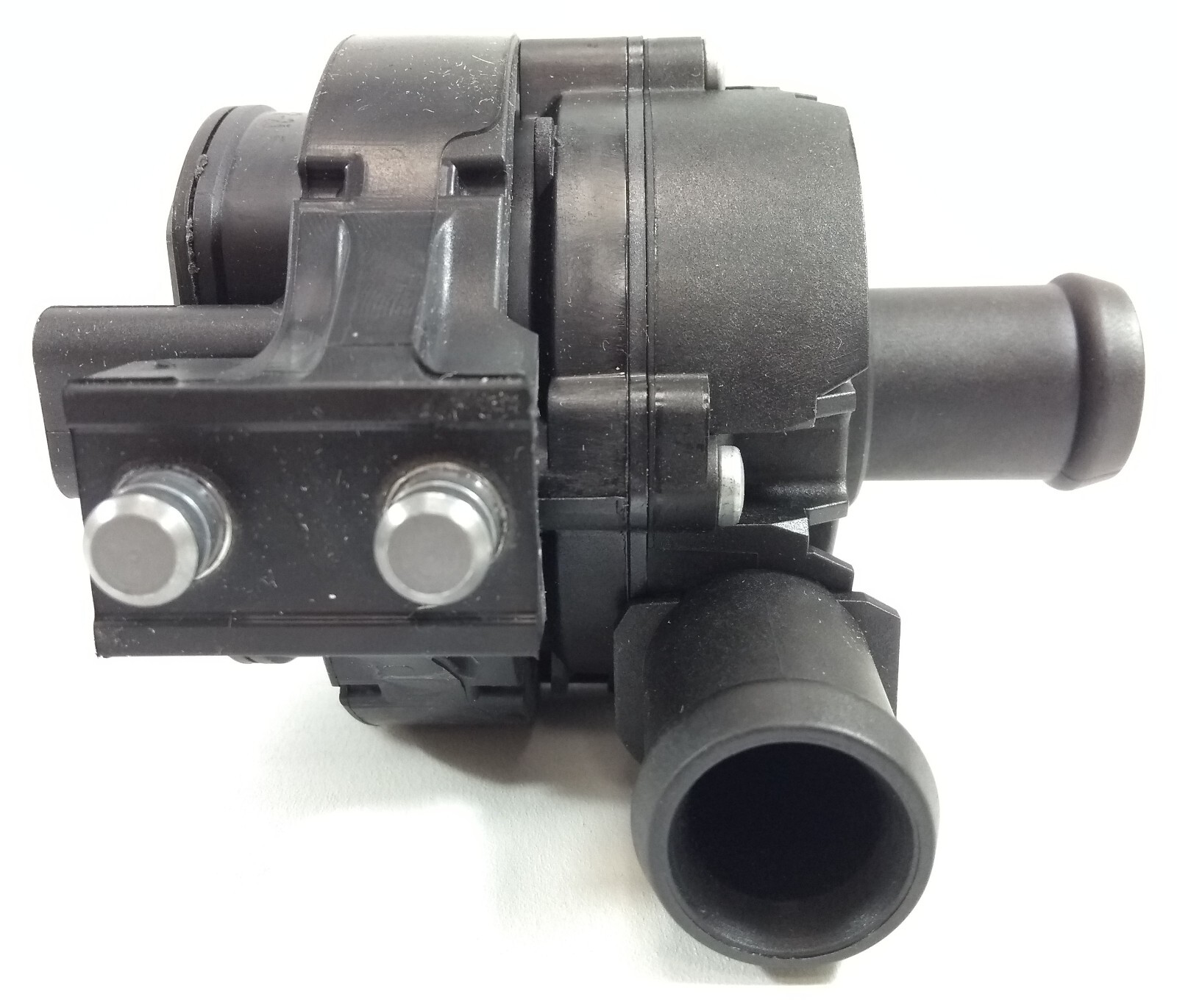 Volkswagen Golf Mk7 2017 5G0965567 0392023209 Water Pump for sale 