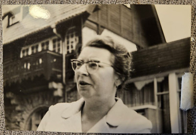 Lady with Glasses and Short Hair Mid 1950 (10x7) Original Photo