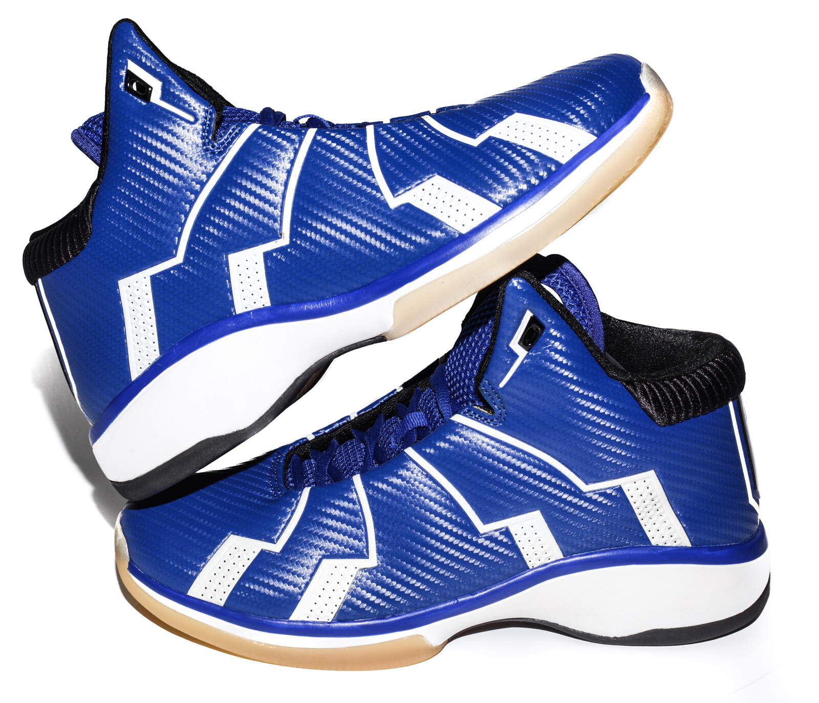 apl basketball shoes