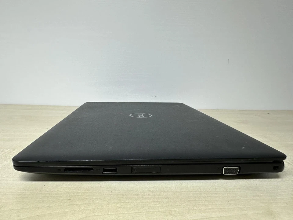 Dell Latitude 3590 · i5-7200U · 8GB · 240GB, photo 3 of 5