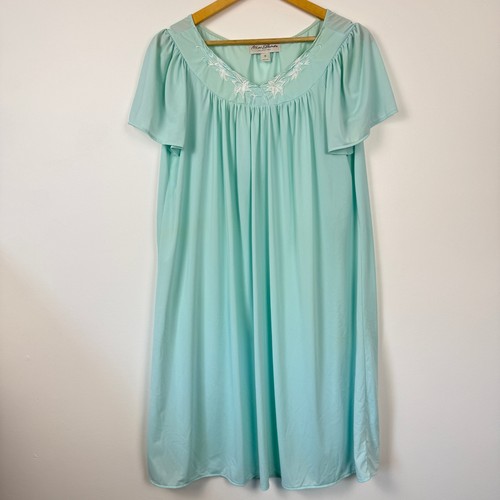 Miss Elaine Nightgown Women Medium Mint Green Floral Embroidered Flowy