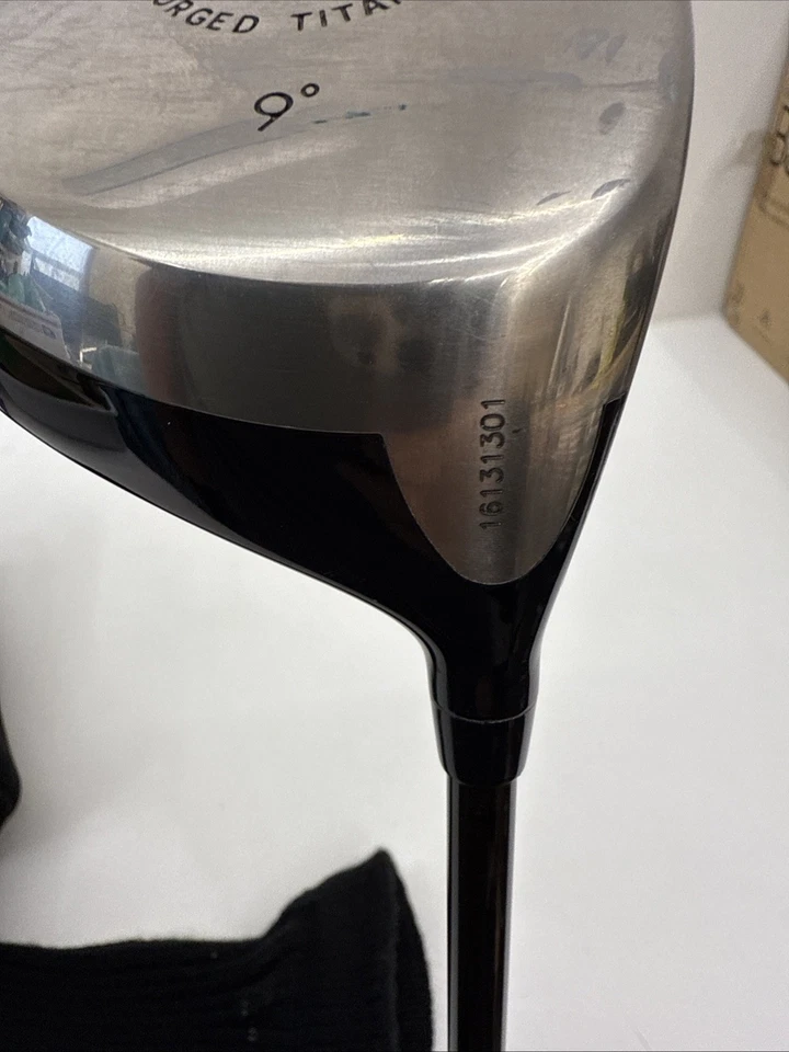 Zevo Compressor Preloaded 9* Driver Golf Club Titanium Right Handed 46 Inch - Image 2 of 4