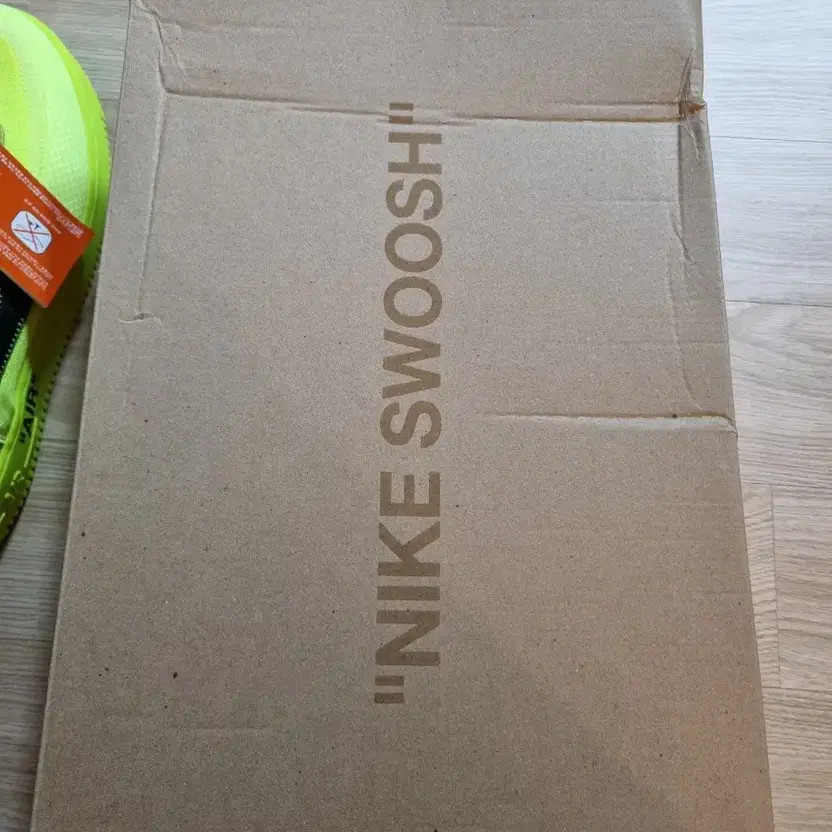 Off-White x Nike Air Force 1 Volt Fluorescent Sneakers NEW thumbnail 3