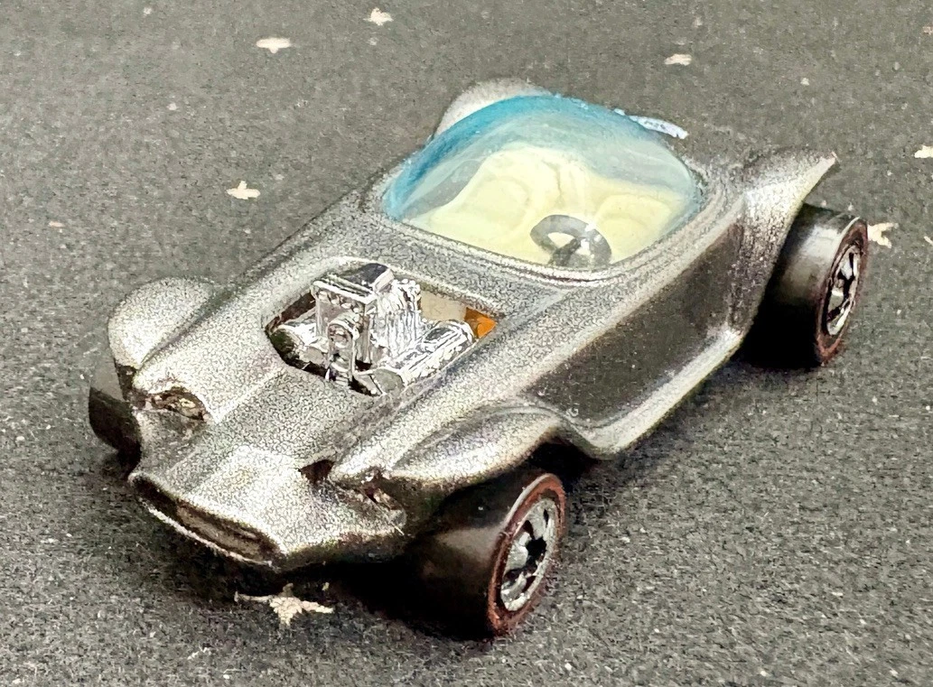 1/18 ビートニック バンディット ホワイト×オレンジ　ホットウィール製　希少 1/18 ビートニック バンディット ホワイト×オレンジ ホットウィール製