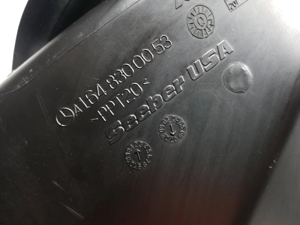 06-11 Mercedes W164 ML ML500 caixa de limpador de ar de cabine fabricante de equipamento original - Imagem 3 de 4