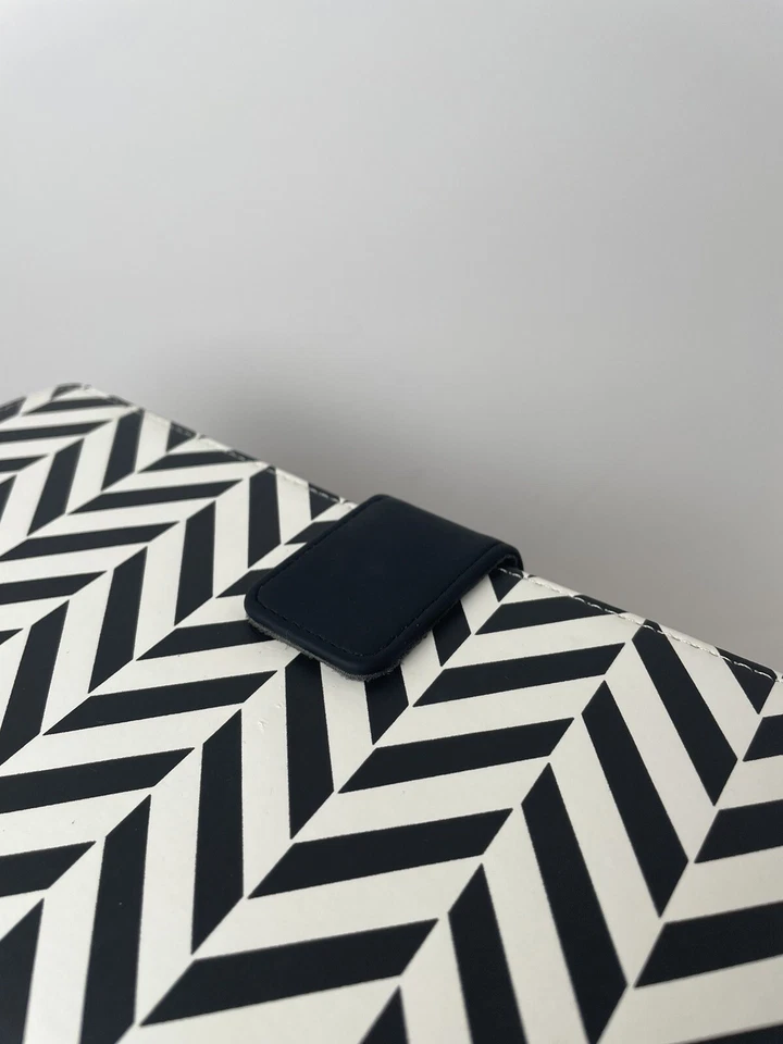 BLACKWEB Universal Tablet Case Fits Most 9-10" Tablets (Zebra) Magnetic Closure - Image 4 of 4