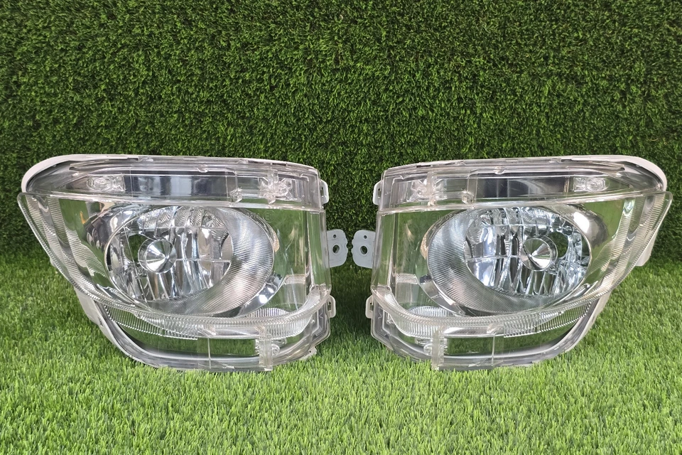 Par de luces antiniebla izquierda y derecha Lexus LS460 LS460L 2010-2012 usadas de fábrica OEM Foto 2 de 4