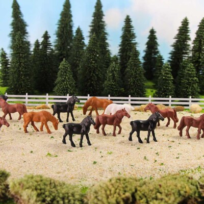 Evemodel 80pcs HO Scale 1:87 Model Horses Painted Farm Animals AN8701