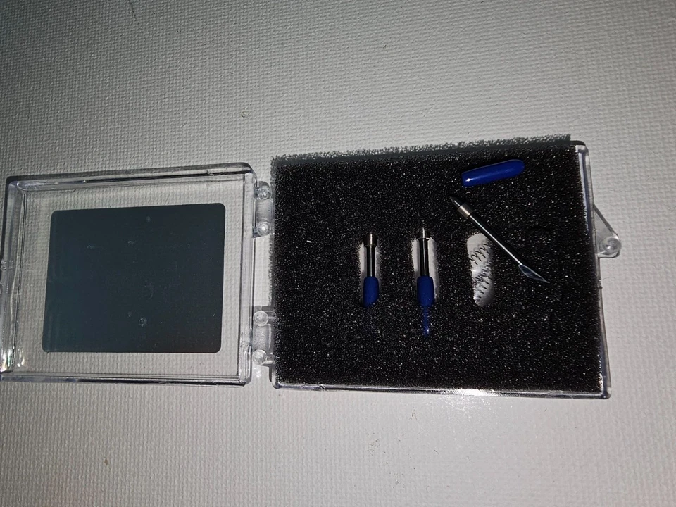 Blades cemented carbide for  plotter/cutter  Mutoh 60 deg 3pcs/box - Image 3 of 3