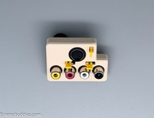 Commodore C64 / C128 AV Adapter - S-Video Com...
