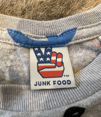 Junk Food x Lyric Culture Limited Collab Youth Tee Size Large “Love Songs” Peace - Picture 10 of 15