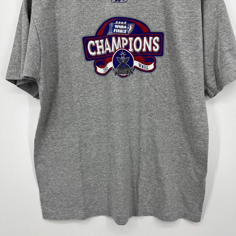 Sacramento Monarchs WNBA Finals 2005 T-Shirt Adult Size L Gray Reebok Basketball - Image 3 of 4