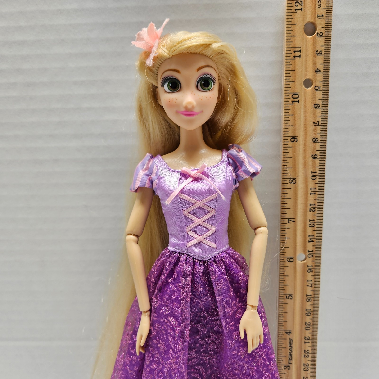 Disney Store PRINCESS RAPUNZEL 12" Classic Tangled Doll Articulated Arms w Dress