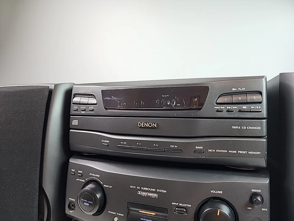 Denon D-1000 Personal Component Compact HiFi System 3 Disc CD Cassette *READ* - Image 2 of 4