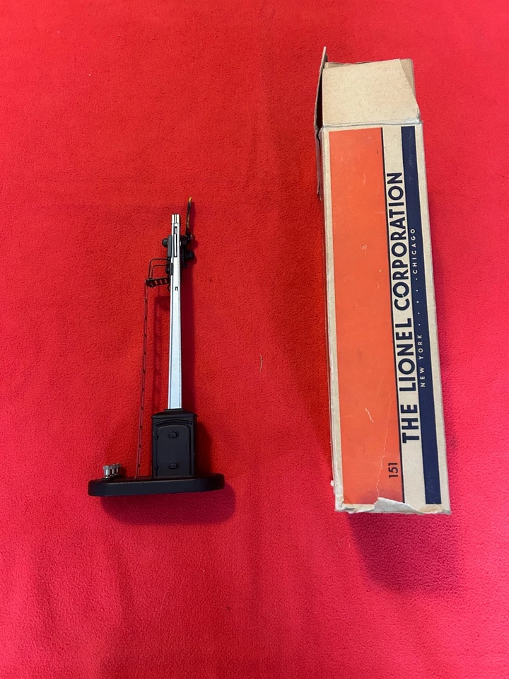 C6 LIONEL POSTWAR #151 SEMAPHORE SIGNAL W/BOX - Image 4 of 4