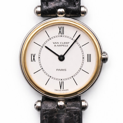 Van Cleef & Arpels Classique Ladies Watch Swiss Quartz Gold-Plated Sapphire 24mm