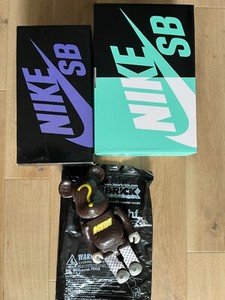 ベアブリック　400%100%  マークパーカー　NIKE BE@RBRICK Nike SB Black 100% & 400%: MEDICOM TOY - Tokyo