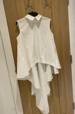 White Flowing High Low Blouse- Brand new!