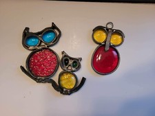 Pair of VTG Stained Glass Style Leaded Metal Owls Window Sun Catchers.