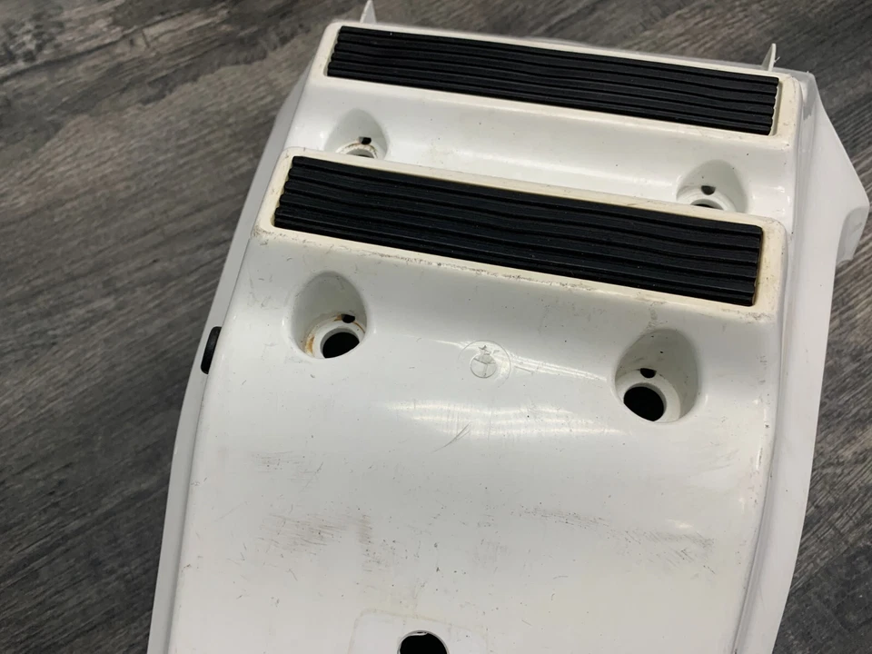 Guardabarros trasero blanco DR650 SE 1992-1995 Suzuki OEM Foto 4 de 4