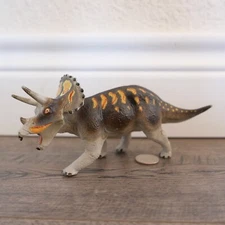 Vintage The Carnegie Safari Ltd Triceratops 7” Dinosaur  !!!