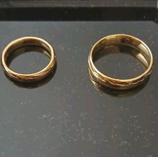 18ct Gold Matching Wedding Rings