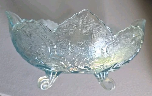 Vintage 1940s Stunning Light Blue Jeanette Glass Lombardi Footed Fruit Bowl
