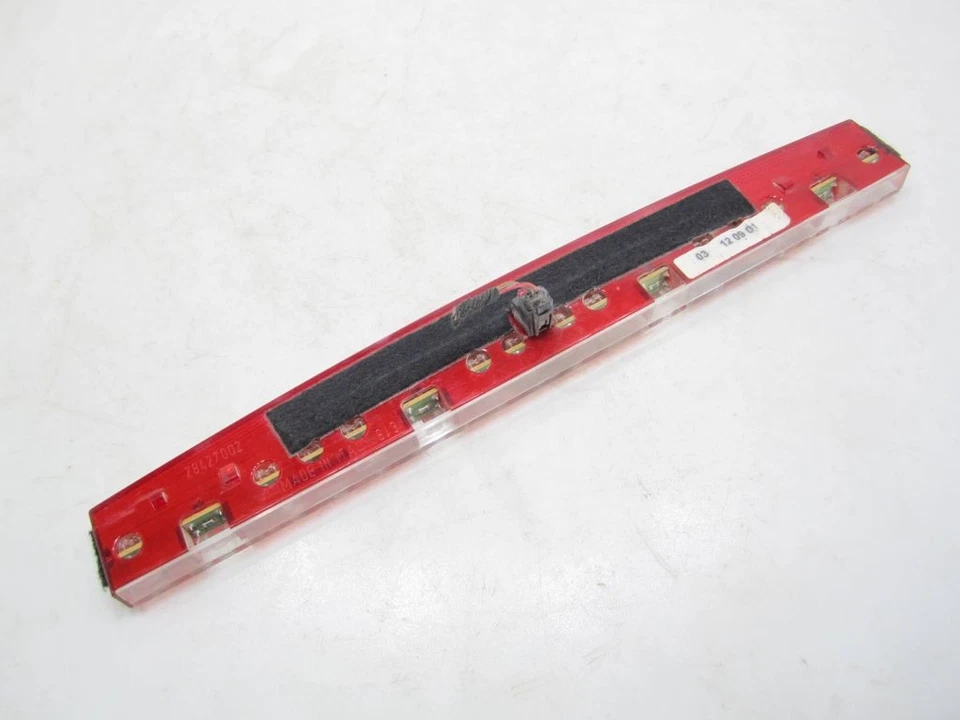 Tercera luz de freno central Audi A4 S4 B6 8E 8H 2001 28427002 MRS28187 Foto 3 de 4