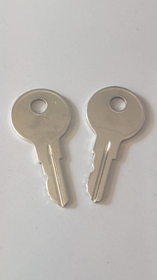 Set of 2 Replacement Keys AH112 for 067042A Generac and Stellar & American Eagle