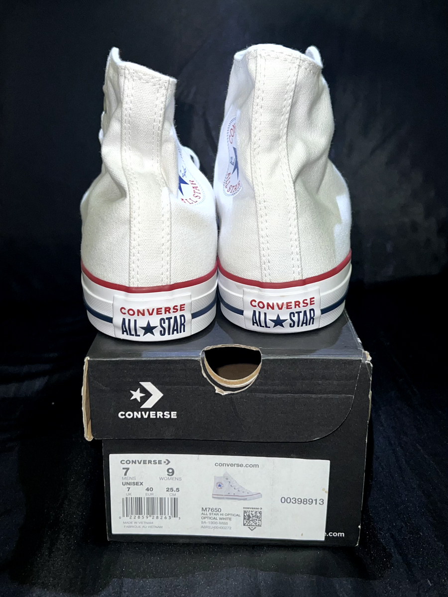 Size 9 - Converse Chuck Taylor All Star High Classic White for