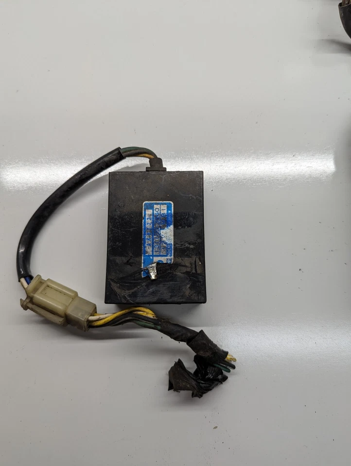 Componentes electrónicos Honda Sabre Vf700 1982-1985 Foto 2 de 4