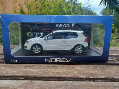 NOREV 1/18 VOLKSWAGEN GOLF GTI BLANCHE  - Photo 1/4