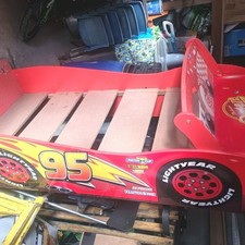 Disney Cars Lightning McQueen Red Single Children’s Wood Bed Frame, Racing Theme