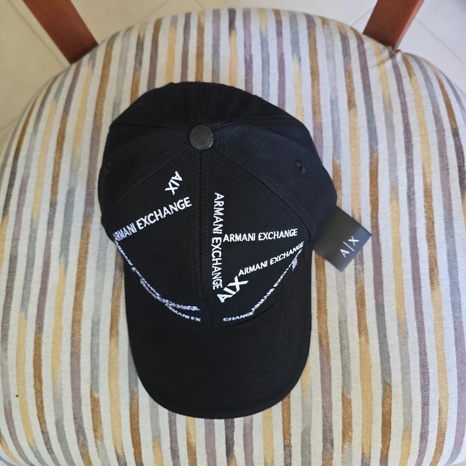 Gorra para hombre Armani Exchange negra Foto 2 de 3