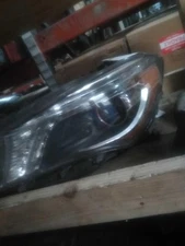 Used Left Headlight Assembly fits: 2014 Mercedes-benz Mercedes cla-class 117 Typ