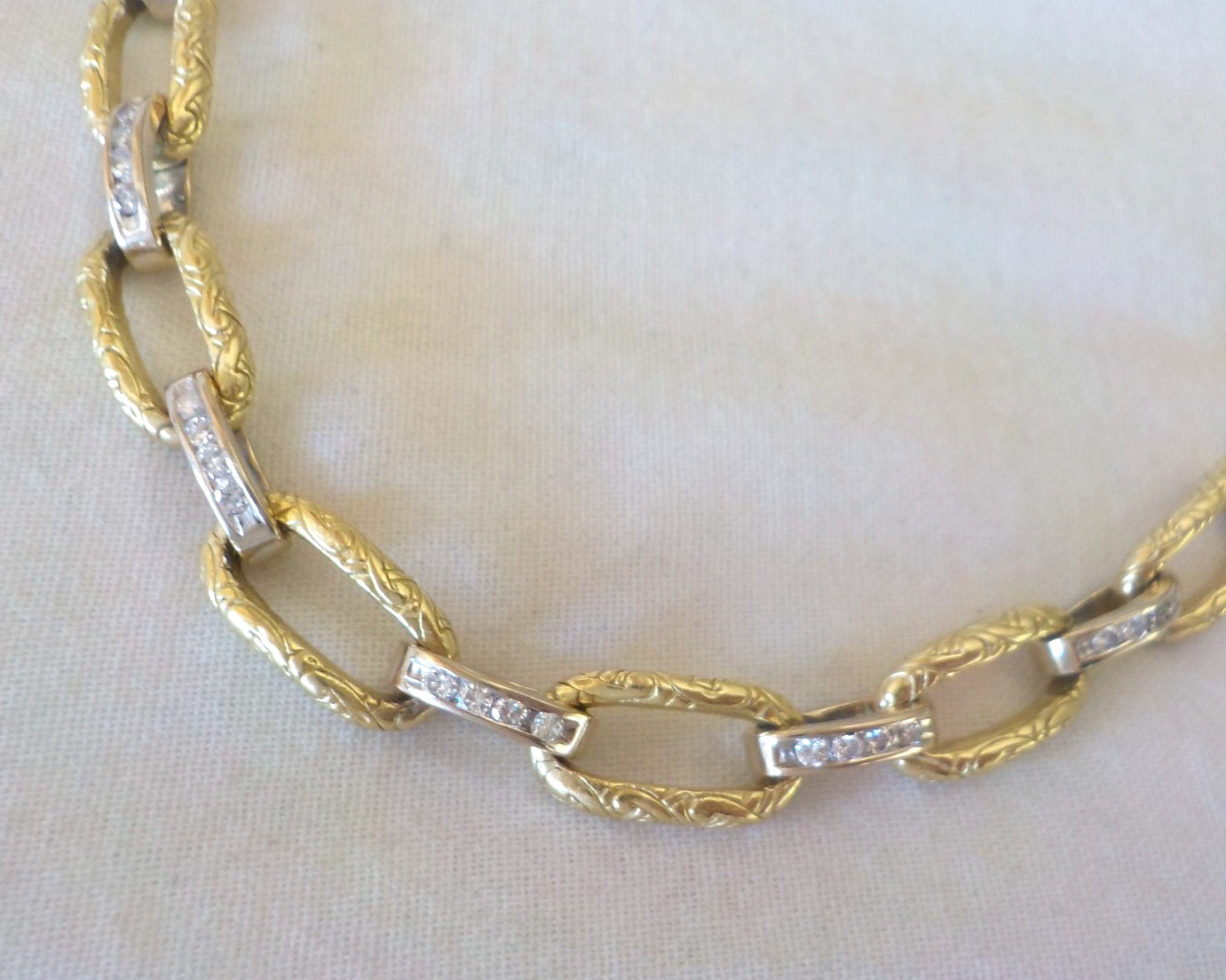 Solid 18K Multi Gold Oval Chain Link Diamond Brac… - image 2