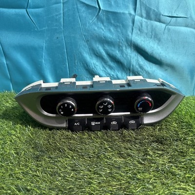 2012-2015 KIA RIO AC 3 KNOB HEATER CONTROL TEMPERATURE CONTROL CLIMATE CONTROL