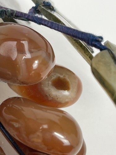 Racimo de uva de ágata y jade tallado a mano chino vintage LEER - Imagen 10 de 10
